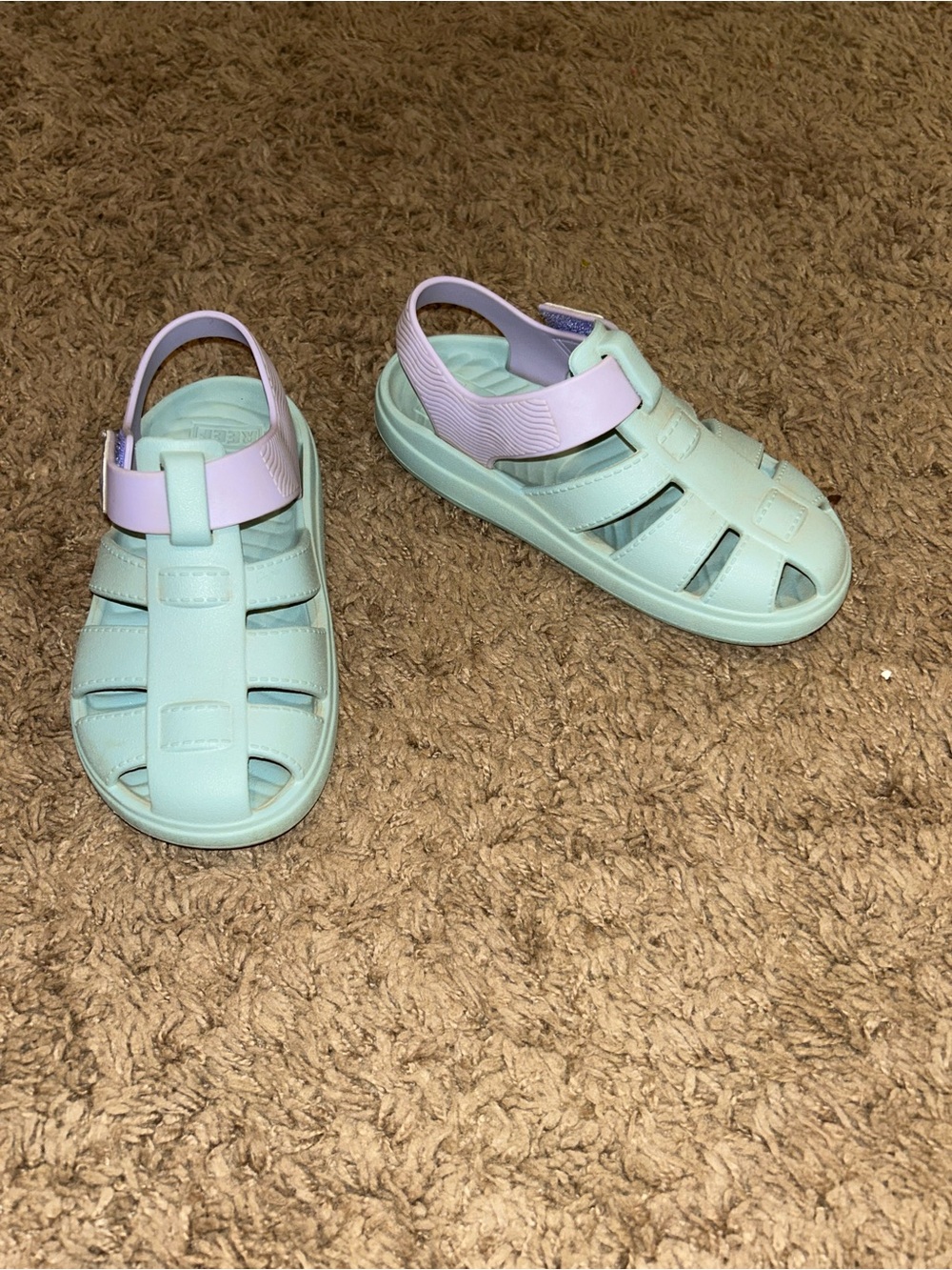 Reef little totally beachin sandals